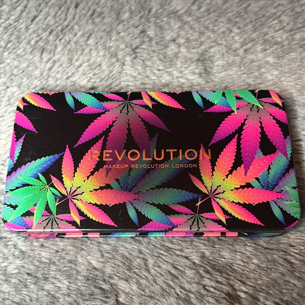Mini Makeup revolution limited edition!